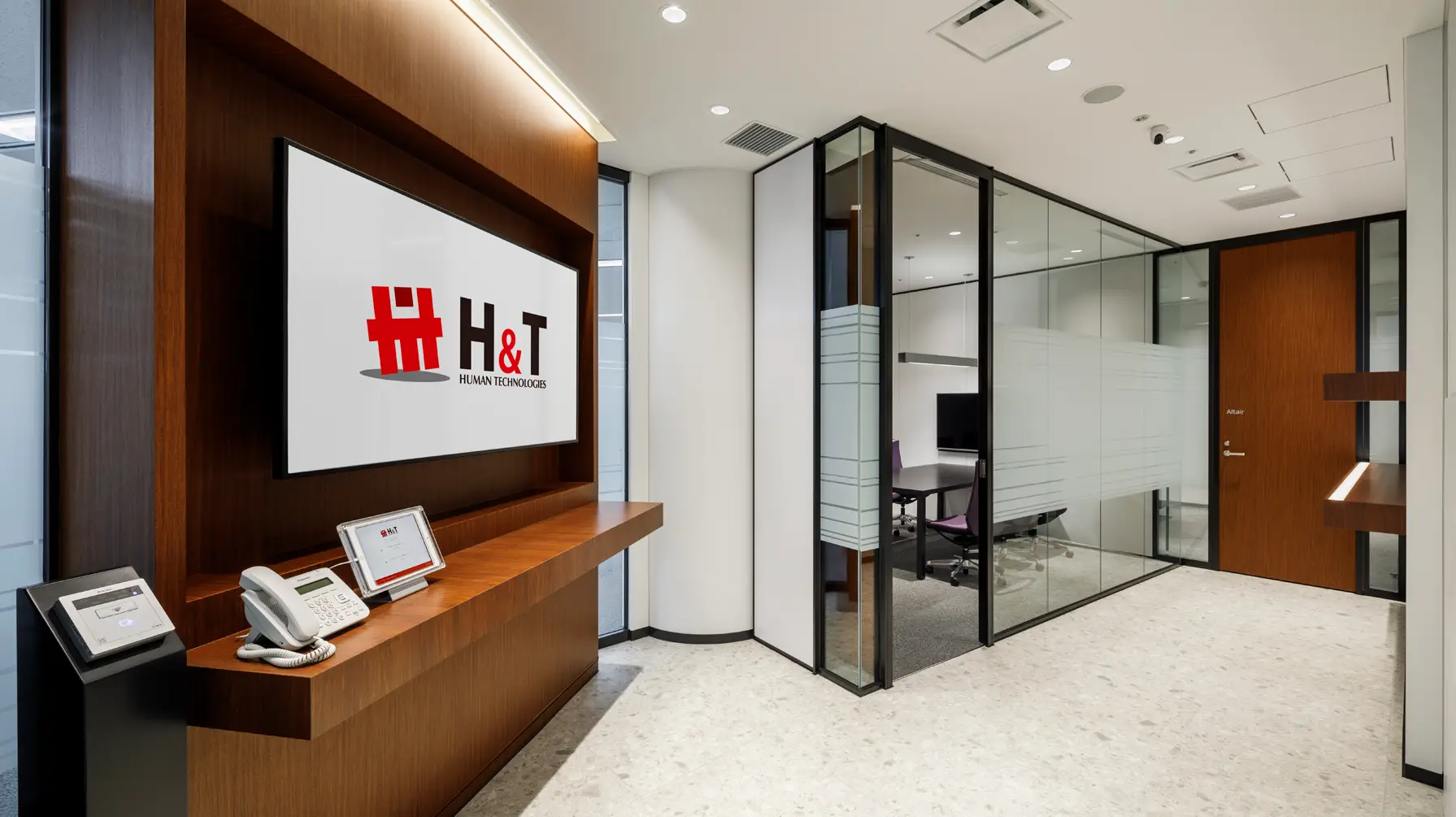 H＆Tまるわかりブログ始めました！ヒューマンテクノロジーズって何の会社？事業の魅力に迫る！